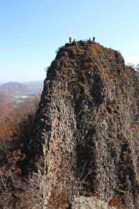 27.1023 八剣山の頂上